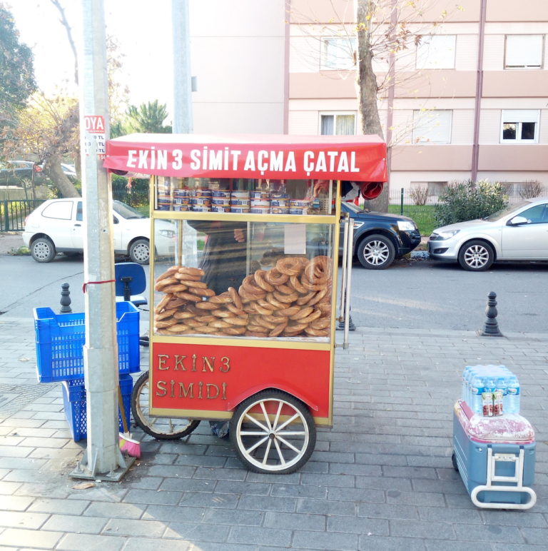 Turkish Simit: a Cheap Breakfast Favorite